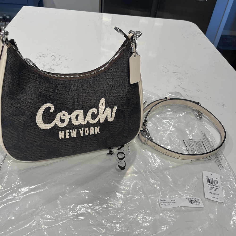 New! Coach! - Picture 15 of 16